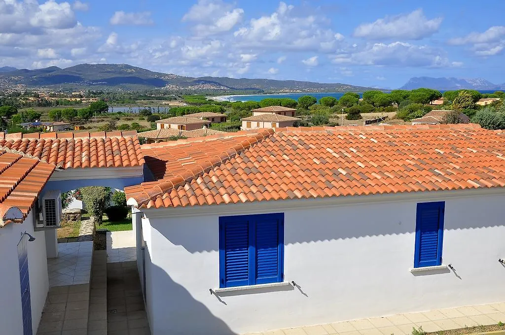 Residenze Mare E Pineta Aparthotel Budoni