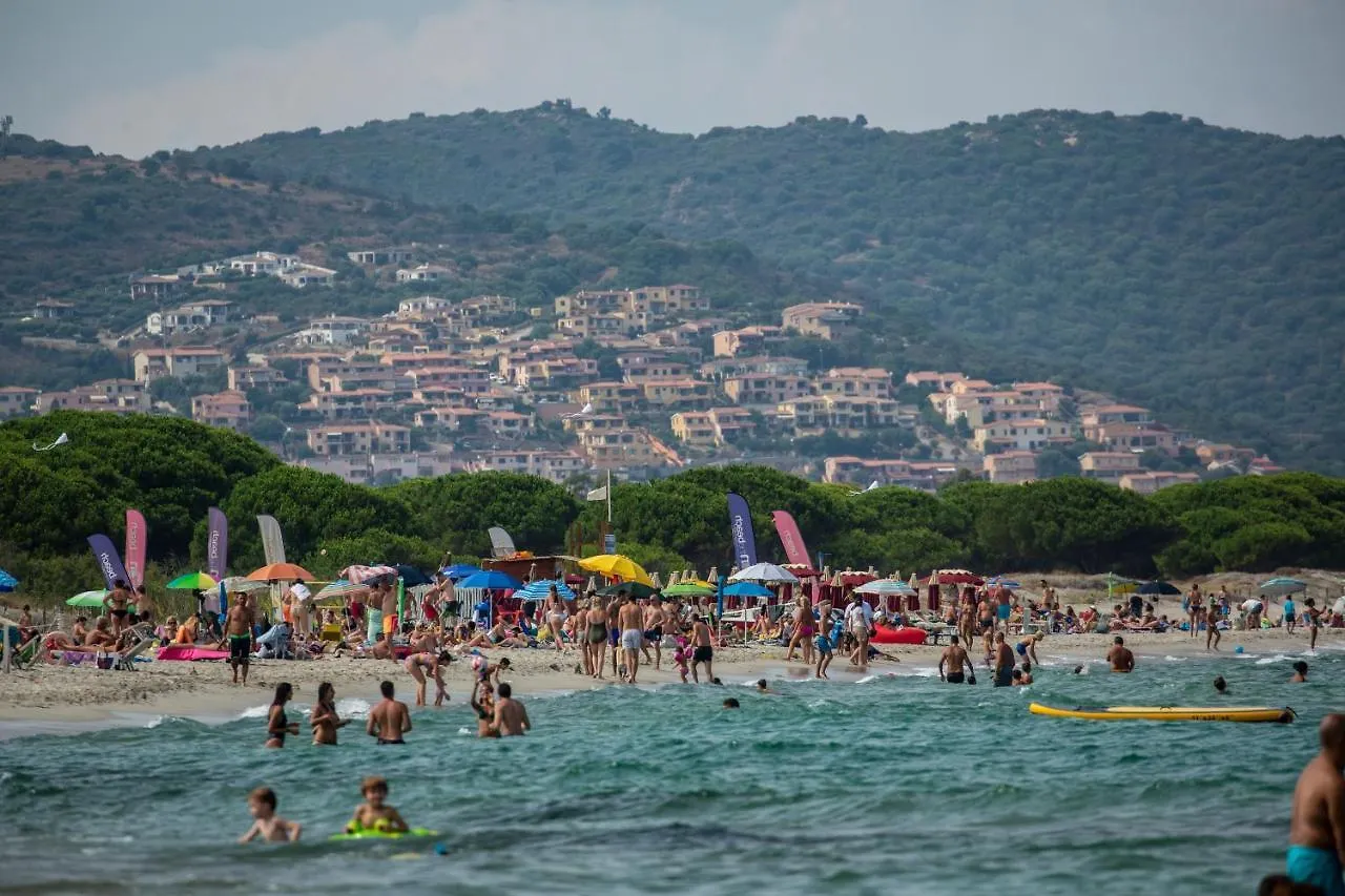 Residenze Mare E Pineta Aparthotel Budoni